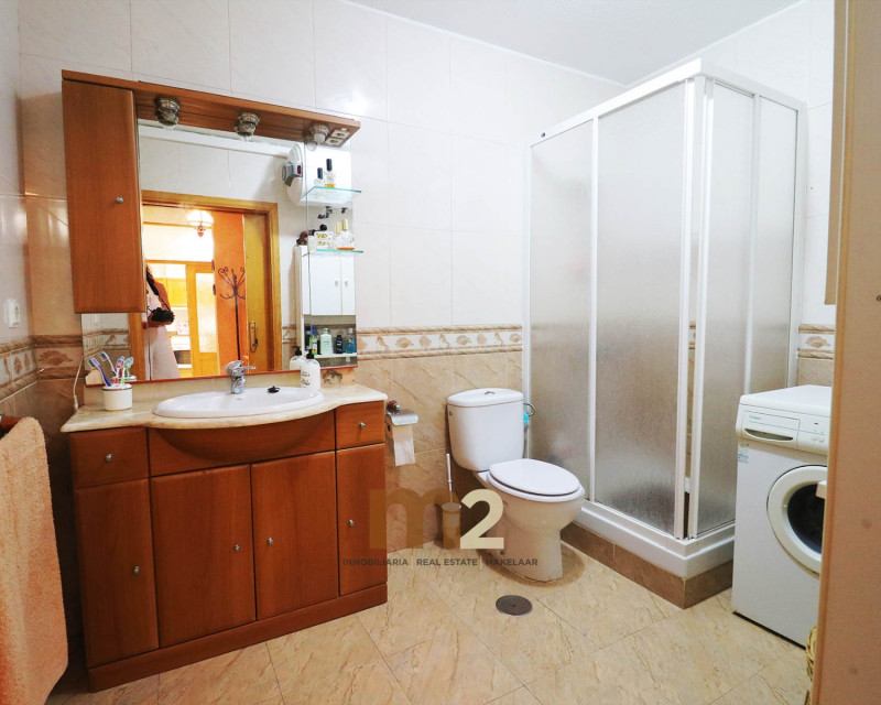 Alquiler a largo plazo - Apartamento / piso - Guardamar del Segura - Mercadona