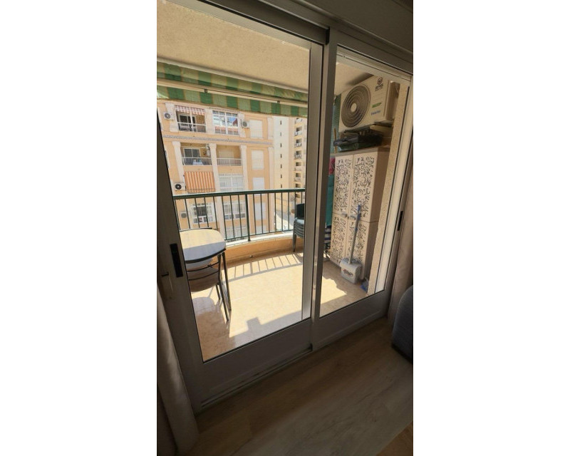 Alquiler a largo plazo - Apartamento / piso - Guardamar del Segura - Centro