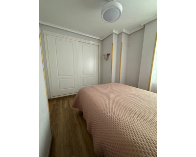 Alquiler a largo plazo - Apartamento / piso - Guardamar del Segura - Centro