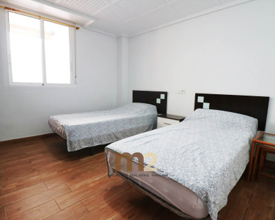 Alquiler a largo plazo - Apartamento / piso - Guardamar del Segura - Centro