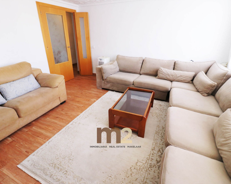 Alquiler a largo plazo - Apartamento / piso - Guardamar del Segura - Centro