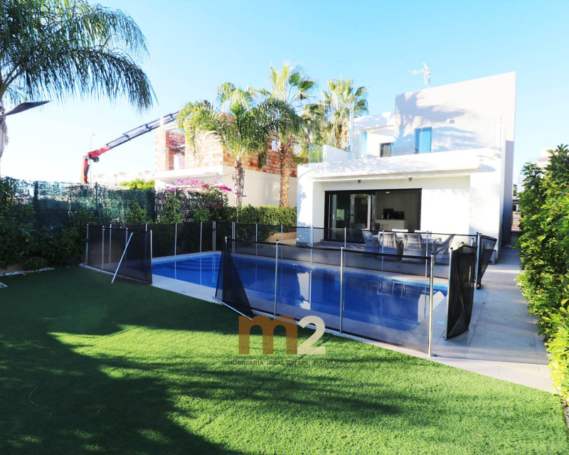 Sale - Chalet - Rojales - Ciudad Quesada