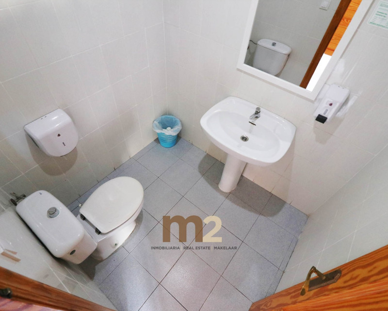 Alquiler a largo plazo - Local comercial - Guardamar del Segura - Centro