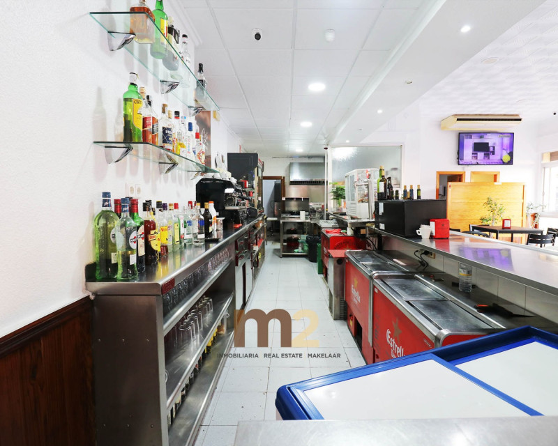 Alquiler a largo plazo - Local comercial - Guardamar del Segura - Centro