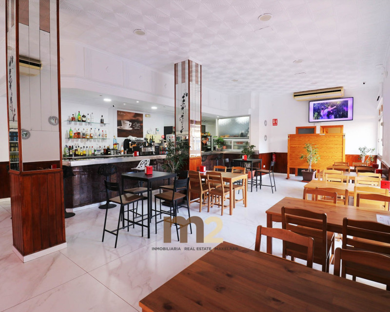 Alquiler a largo plazo - Local comercial - Guardamar del Segura - Centro