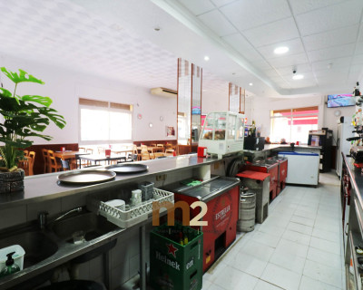 Alquiler a largo plazo - Local comercial - Guardamar del Segura - Centro