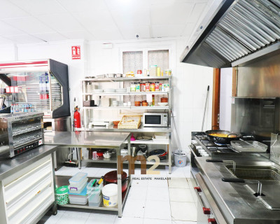 Alquiler a largo plazo - Local comercial - Guardamar del Segura - Centro