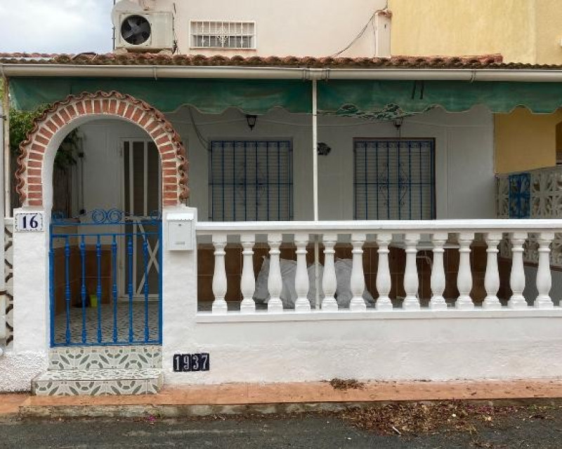 Segunda mano - Bungalow - La Marina - La Marina 