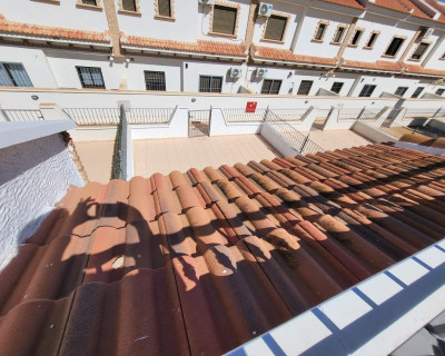 Segunda mano - Adosado - San Miguel de Salinas