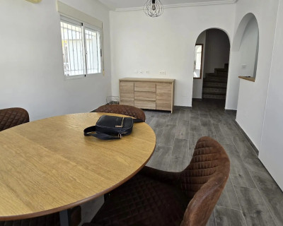 Segunda mano - Bungalow - Torrevieja - Nueva Torrevieja - Aguas Nuevas