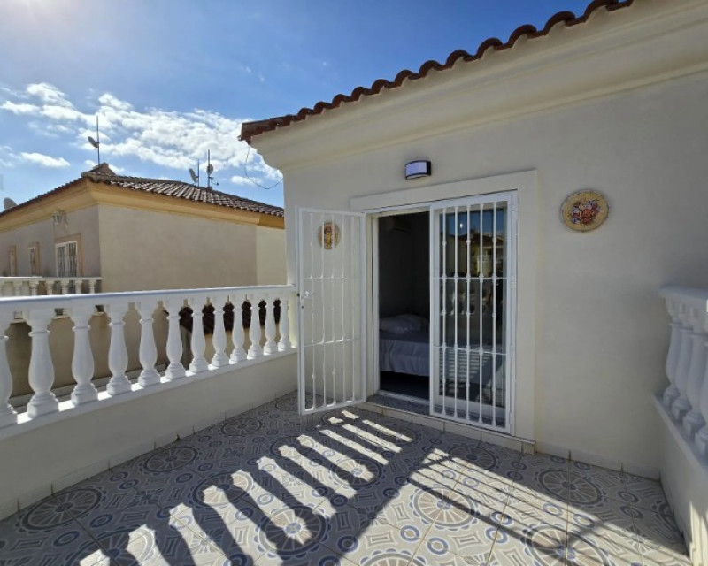 Segunda mano - Bungalow - Torrevieja - Nueva Torrevieja - Aguas Nuevas