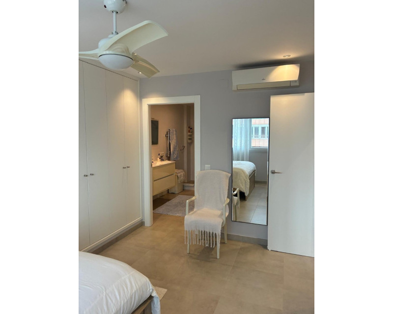 Segunda mano - Apartamento / piso - Torrevieja - El Acequión - Los Náufragos