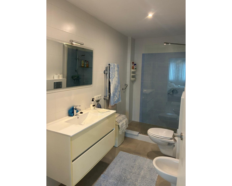 Segunda mano - Apartamento / piso - Torrevieja - El Acequión - Los Náufragos