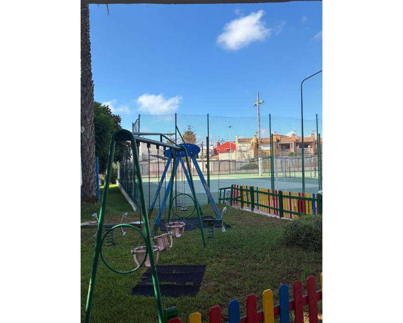 Sale - Chalet - Torrevieja - Nueva Torrevieja - Aguas Nuevas