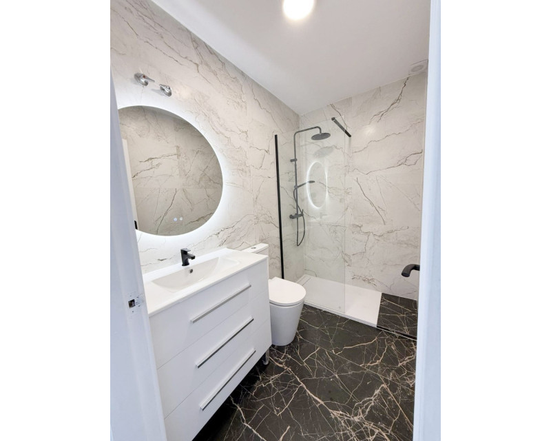 Sale - Bungalow - Torrevieja - San Luis