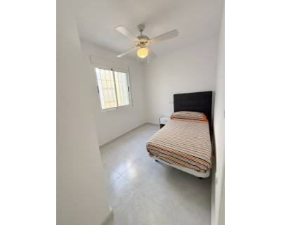 Sale - Bungalow - Torrevieja - San Luis