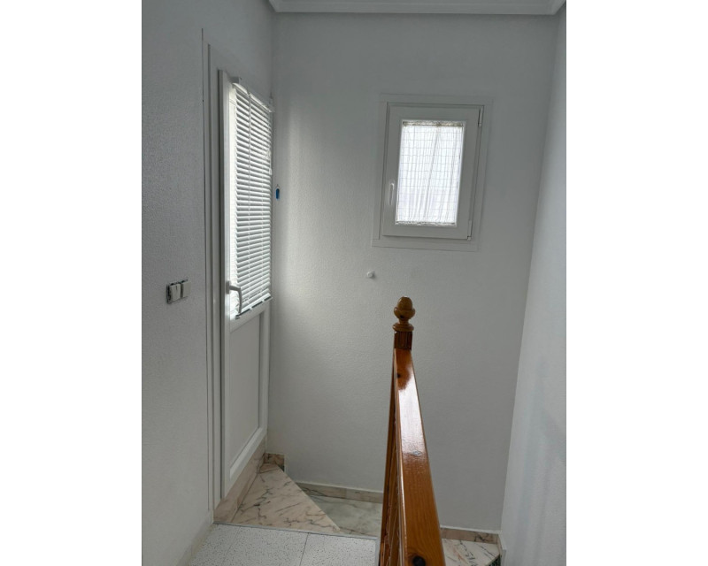 Lang termijn verhuur - Bungalow - Guardamar del Segura - Urb. Pórtico Mediterráneo