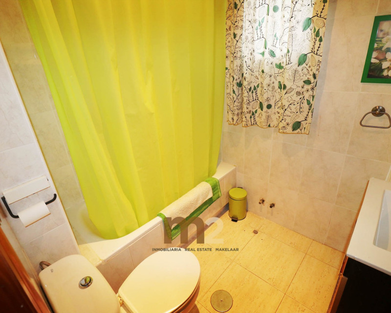 Segunda mano - Apartamento / piso - Guardamar del Segura - Mercadona