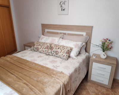 Alquiler a largo plazo - Apartamento / piso - Guardamar del Segura - Mercadona