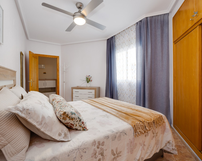 Alquiler a largo plazo - Apartamento / piso - Guardamar del Segura - Mercadona