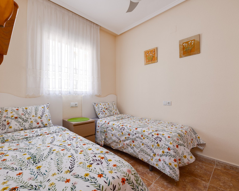 Alquiler a largo plazo - Apartamento / piso - Guardamar del Segura - Mercadona