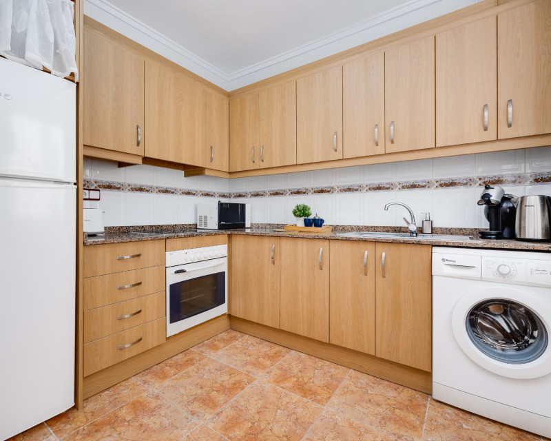 Alquiler a largo plazo - Apartamento / piso - Guardamar del Segura - Mercadona