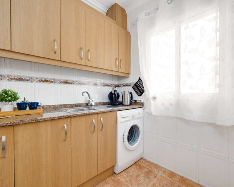 Alquiler a largo plazo - Apartamento / piso - Guardamar del Segura - Mercadona