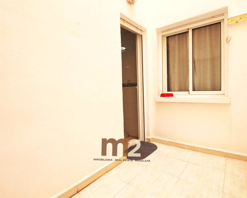 Segunda mano - Apartamento / piso - Guardamar del Segura - Mercadona