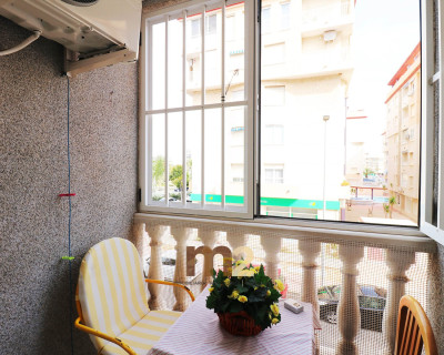 Segunda mano - Apartamento / piso - Guardamar del Segura - Mercadona