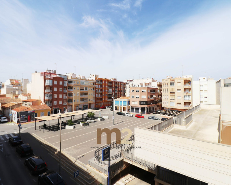 Segunda mano - Apartamento / piso - Guardamar del Segura - Plaza Porticada