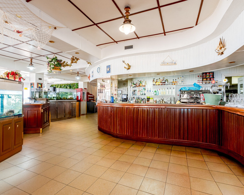 Sale - Commercial property - Guardamar del Segura - Guardamar Playa