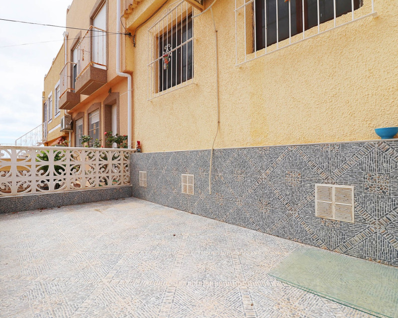 Alquiler a largo plazo - Bungalow - La Marina - La Marina 