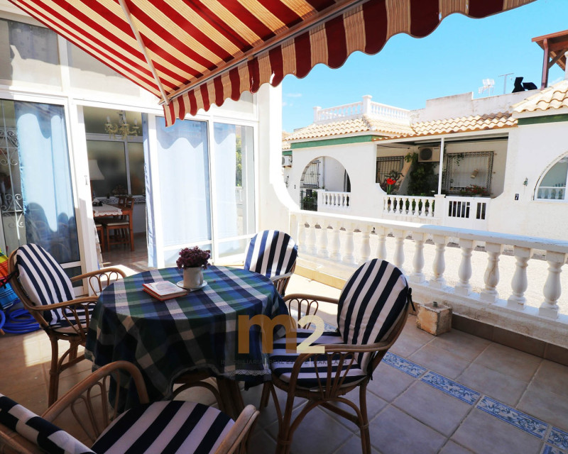 Alquiler a largo plazo - Bungalow - Guardamar del Segura - Urb. Edén