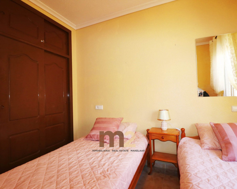 Alquiler a largo plazo - Bungalow - Guardamar del Segura - Urb. Edén