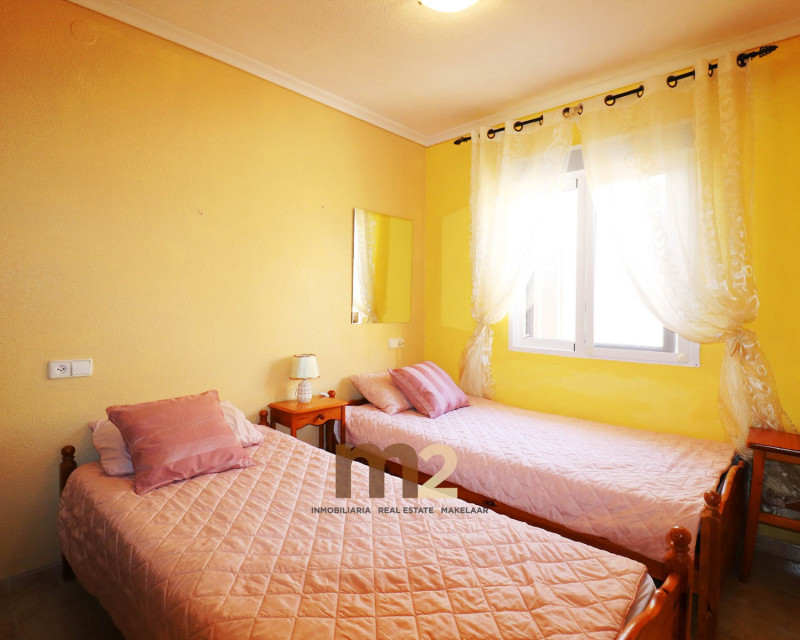 Alquiler a largo plazo - Bungalow - Guardamar del Segura - Urb. Edén