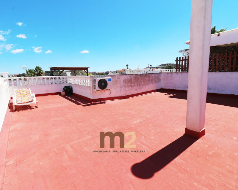 Alquiler a largo plazo - Bungalow - Guardamar del Segura - Urb. Edén