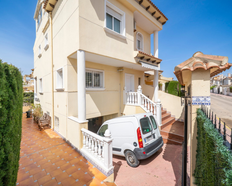 Segunda mano - Bungalow - Guardamar del Segura - Urb. Pórtico Mediterráneo