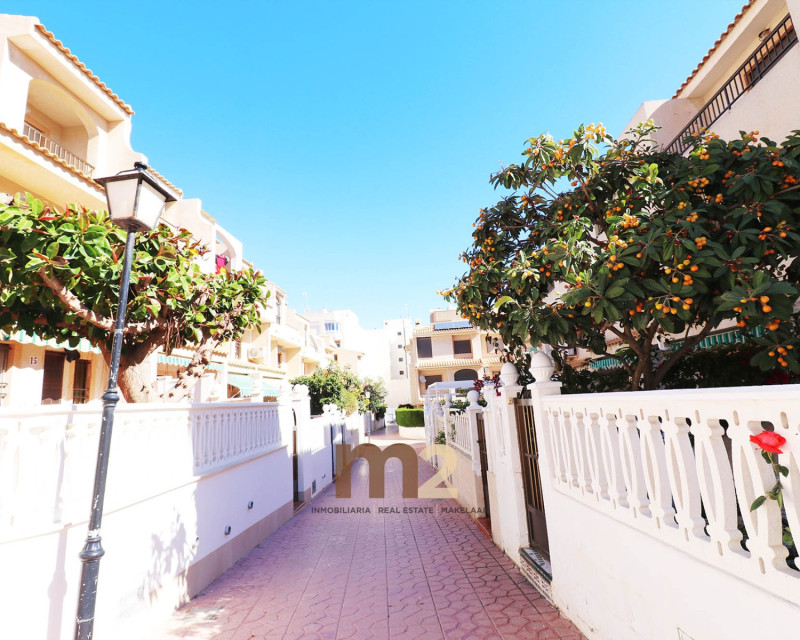 Alquiler a largo plazo - Adosado - Guardamar del Segura - Guardamar Playa