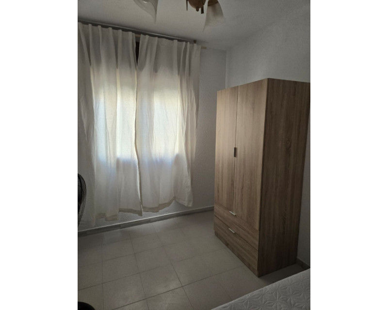 Alquiler a largo plazo - Bungalow - La Marina - La Marina 