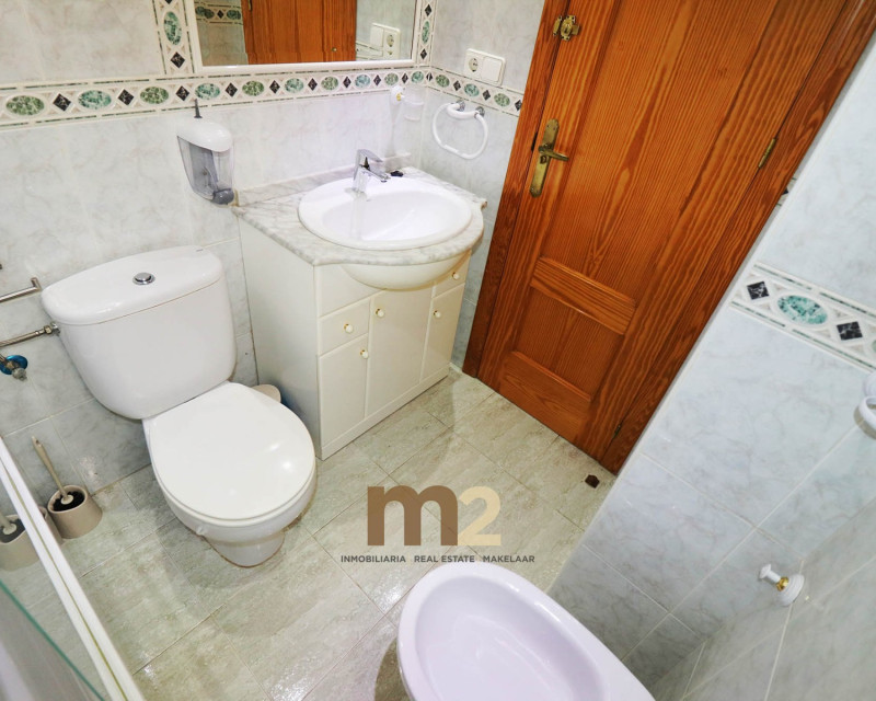 Alquiler a largo plazo - Apartamento / piso - Guardamar del Segura - Mercadona