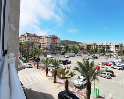 Alquiler a largo plazo - Apartamento / piso - Guardamar del Segura - Mercadona