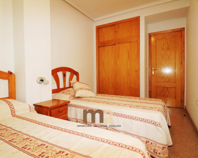 Alquiler a largo plazo - Apartamento / piso - Guardamar del Segura - Mercadona