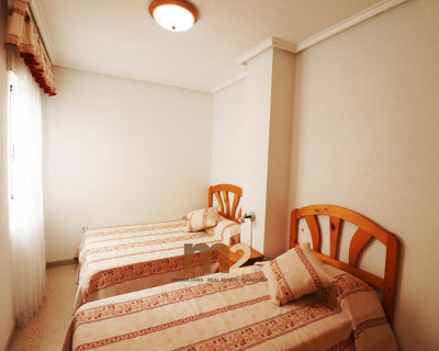 Alquiler a largo plazo - Apartamento / piso - Guardamar del Segura - Mercadona