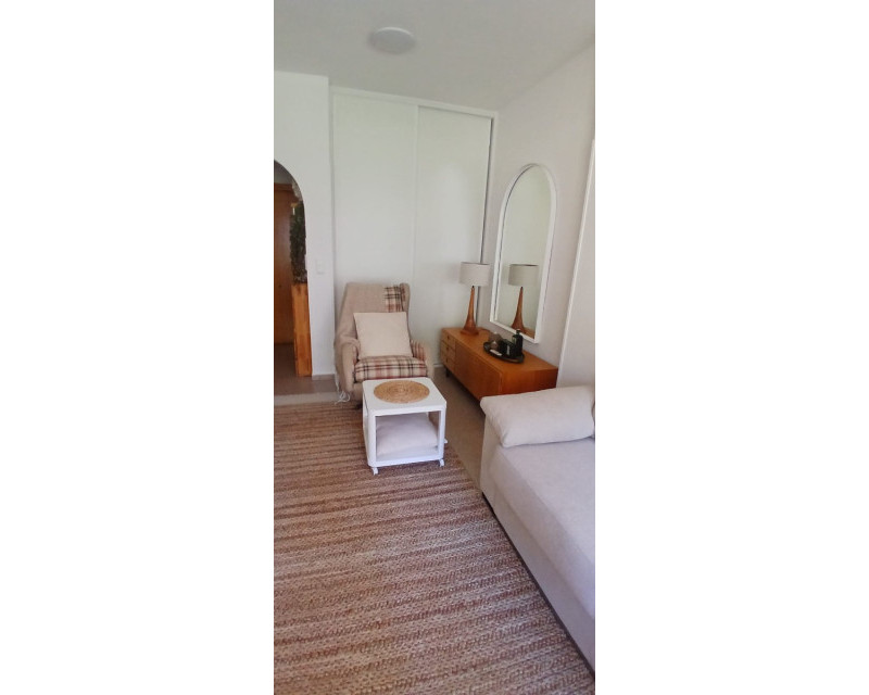 Segunda mano - Apartamento / piso - Guardamar del Segura - Mercadona