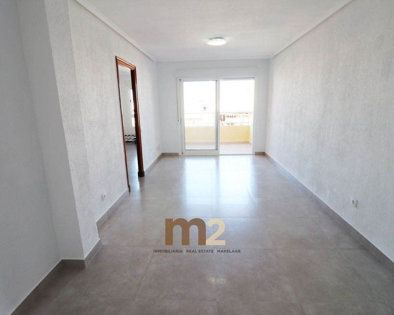 Alquiler a largo plazo - Apartamento / piso - Guardamar del Segura - Mercadona