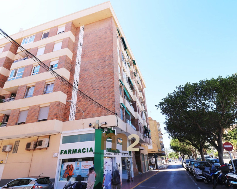 Alquiler a largo plazo - Apartamento / piso - Guardamar del Segura - Mercadona