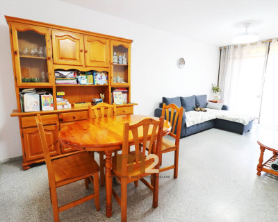 Sale - Apartment / flat - Guardamar del Segura - Plaza Porticada