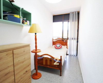 Sale - Apartment / flat - Guardamar del Segura - Plaza Porticada