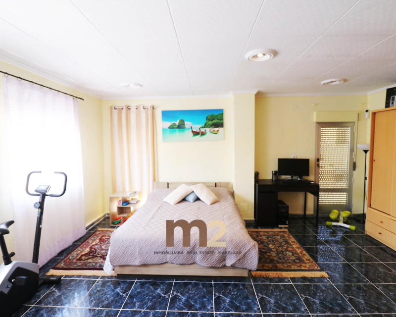 Alquiler a largo plazo - Bungalow - La Marina - La Marina 