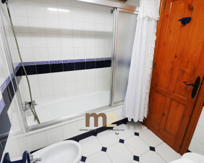 Segunda mano - Apartamento / piso - Guardamar del Segura - Mercadona